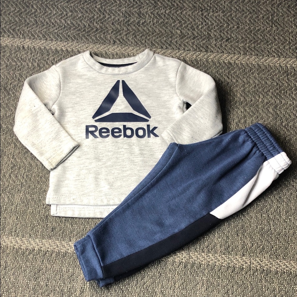 Reebok Kids Sweatshirt & Joggers - Light Gray & Navy Blue